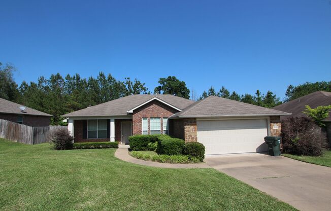 Coming Soon! 3 Bedroom 2 Bathroom Home in South Tyler!