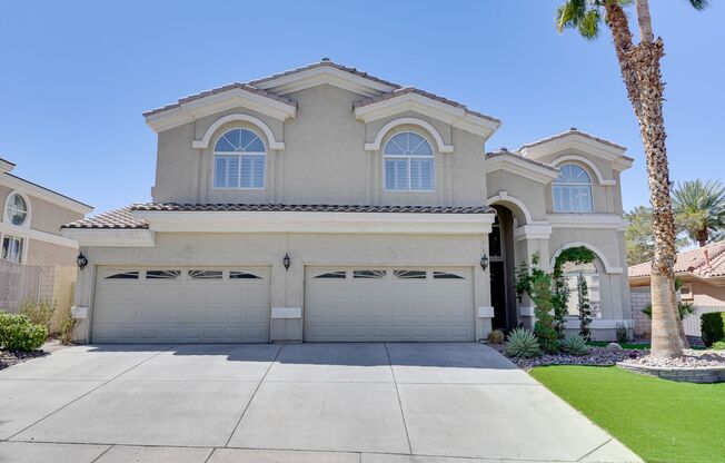Luxurious 4 bd 3.5 bth Henderson Home in Guard Gated Community!