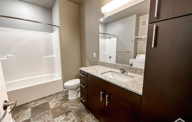 Studio, 1 bath, 567 sqft, $875, Unit 5520-4319