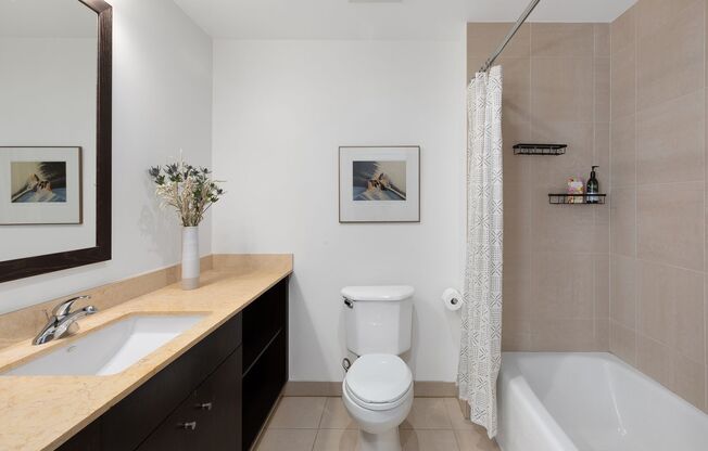 2 beds, 2 baths, $2,995, Unit #513