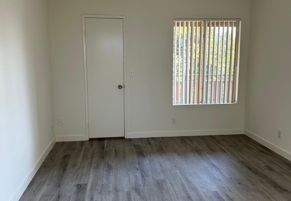 2 beds, 2 baths, $2,500