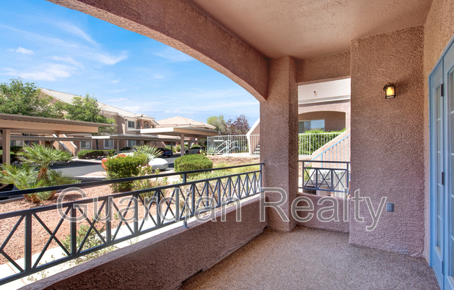 401 Pine Haven St Unit 207