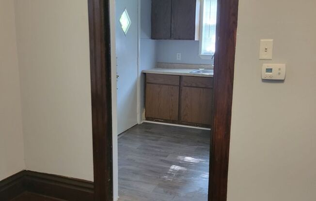 NEW LISTING!! 3 Bedroom 1 Bath