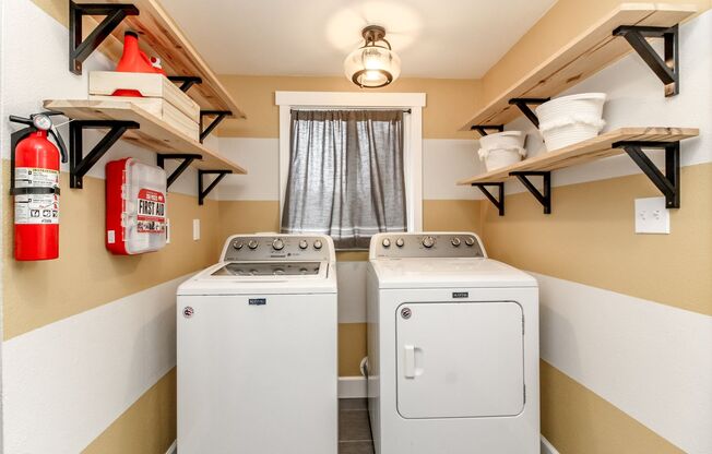 3 beds, 1.5 baths, $3,200