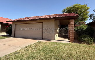 5220 E TAMBLO DR