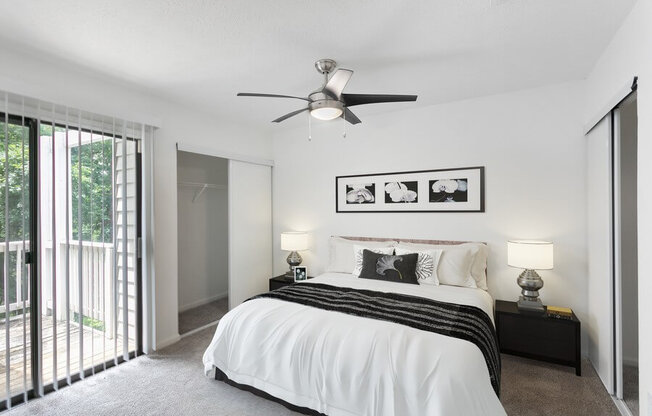 Model bedroom with ceiling fan