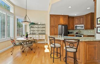 2 beds, 2 baths, $4,995