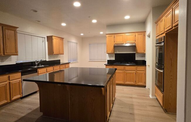 Spacious Redlands Family Home