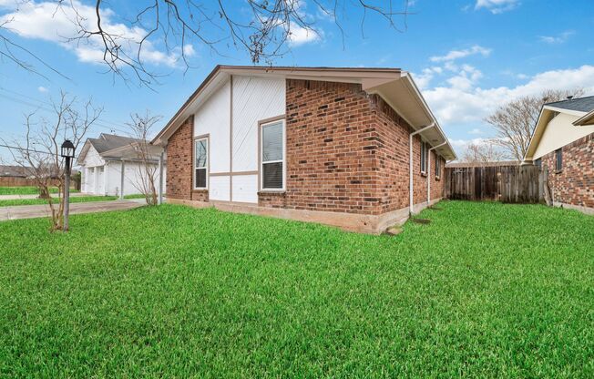 Beautiful and Spacious 4 Bedroom Home