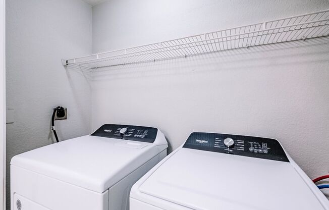 2 beds, 2 baths, 1,000 sqft, $1,450, Unit 2041