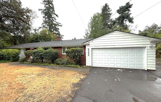 6542 SW Seymour Street ~ Beautifully Refreshed Single Level Home!