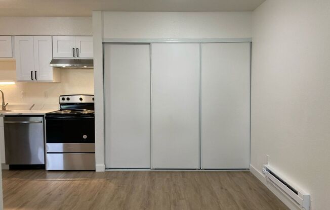 1 bed, 1 bath, 491 sqft, $1,095, Unit Unit 116