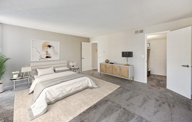Large Comfortable Bedrooms With Closet at The Waverly, Belleville, 48111