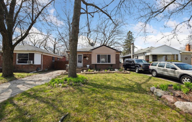 452 SUNNINGDALE DR