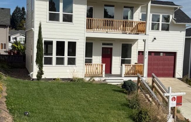 New Construction 4-bedroom 4 Bath Dundee OR 97115