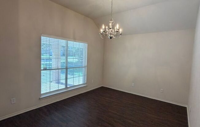 3 beds, 2 baths, $2,495