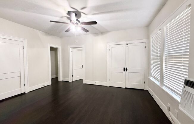 1 bed, 1 bath, $1,095, Unit B2611