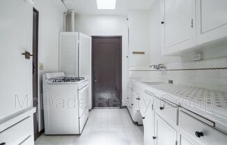 3783-3787 1/2 Park Blvd