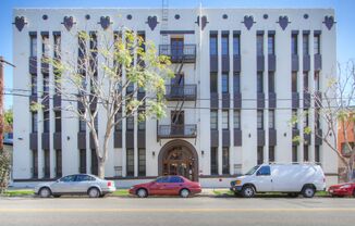 EC1 - 1650 Echo Park Apartments