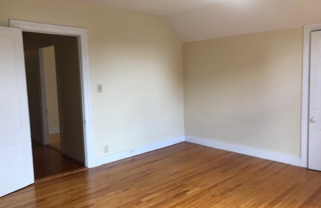 2 beds, 1 bath, 1,500 sqft, $2,150, Unit 3