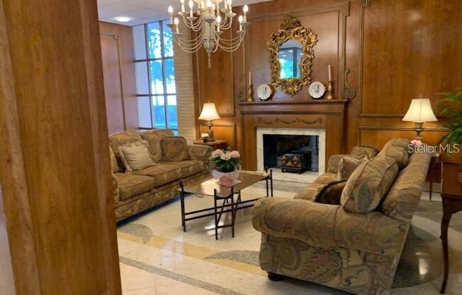 2401 BAYSHORE BLVD