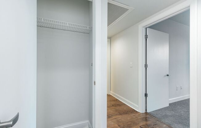 1 bed, 1 bath, 660 sqft, $1,688, Unit 301