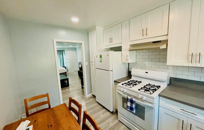 1 bed, 1 bath, 700 sqft, $1,599, Unit 1