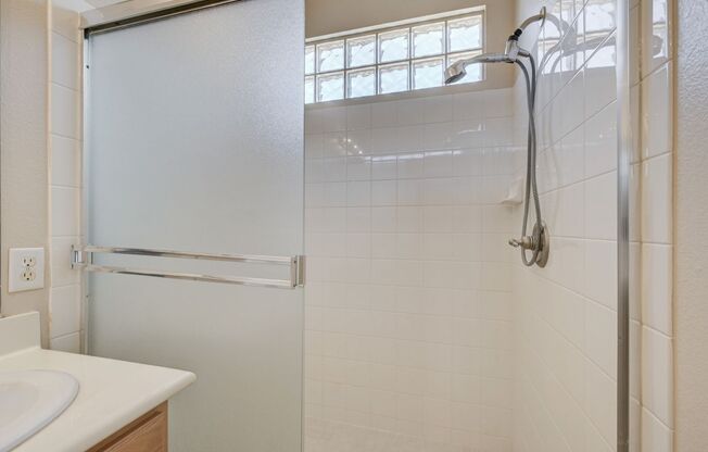 3 beds, 2 baths, $1,795