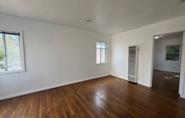 5179 Huntington Dr.