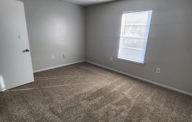 1 bed, 1 bath, 725 sqft, $850, Unit 133