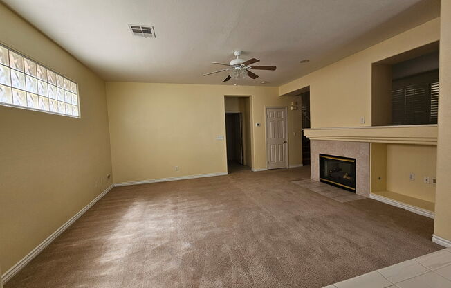 1216 PALMARES Court
