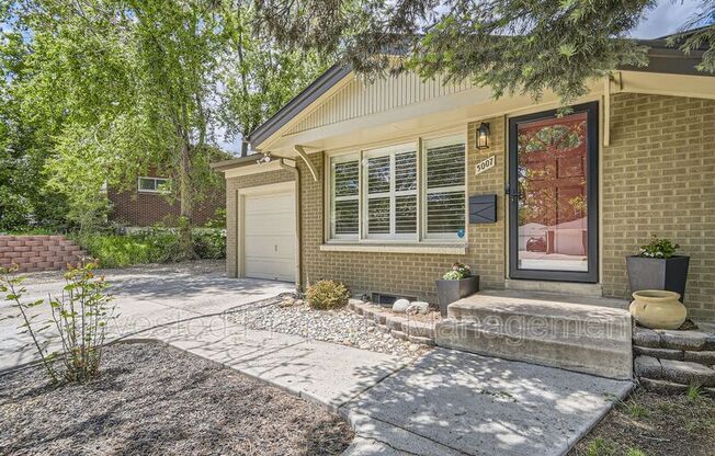 5007 S MABRE CT