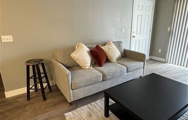 2 beds, 2 baths, $1,650, Unit #2103