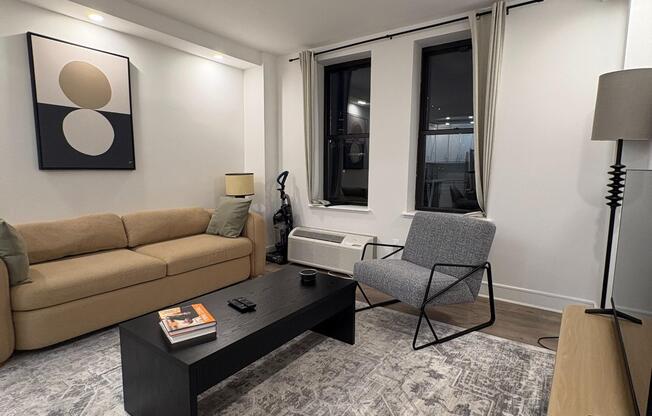 1 bed, 1 bath, $5,500, Unit 9D