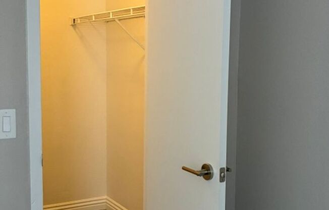 1 bed, 1 bath, 751 sqft, $1,330, Unit MA 206