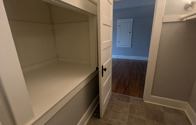 Studio, 1 bath, 370 sqft, $1,975, Unit #3