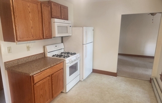 2 beds, 1 bath, 1,100 sqft, $1,500, Unit 2