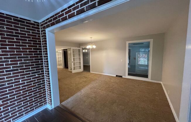 Downtown Nashville Charming Traditional Home