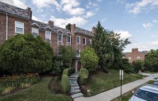 37 COMMONWEALTH AVE