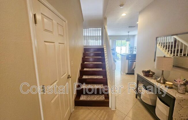 8148 STONE LEAF LN