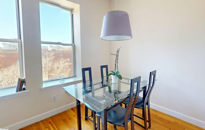 2099 5 AVE