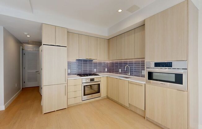 1 bed, 1 bath, 591 sqft, $3,125, Unit 406