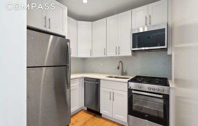 1 bed, 1 bath, 907 sqft, $2,800, Unit 5C