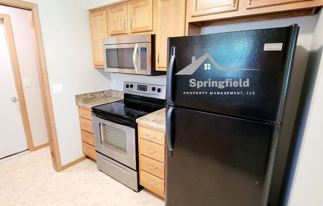 3 beds, 2 baths, $1,495