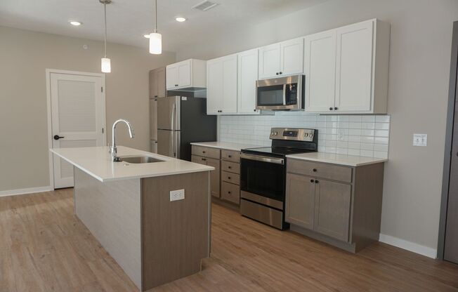 2 beds, 2 baths, 1,257 sqft, $1,729, Unit 403