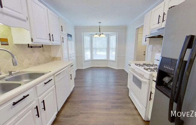 5622 DARROW DR