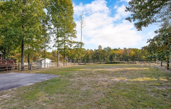 PRISTINE COLONIAL IN ASHBROOK