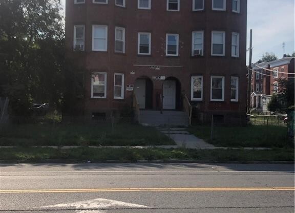 127 FRANKLIN AVE