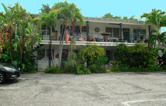 612 Prosperity Farms Road