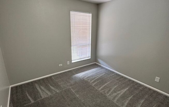 2 beds, 1 bath, 864 sqft, $1,195, Unit Unit 46